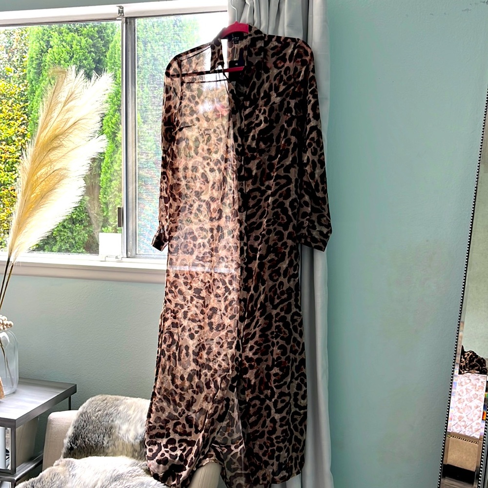 Leopard woven dress.